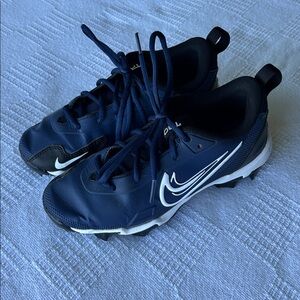 Boys Nike Fastflex black and blue soccer cleats size 3